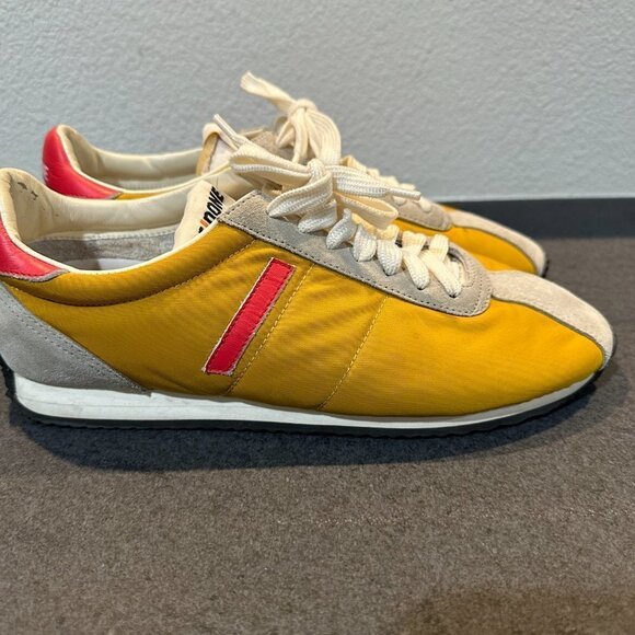 Re/Done Shoes - NWOB - Re/done 70s Runner Sneakers